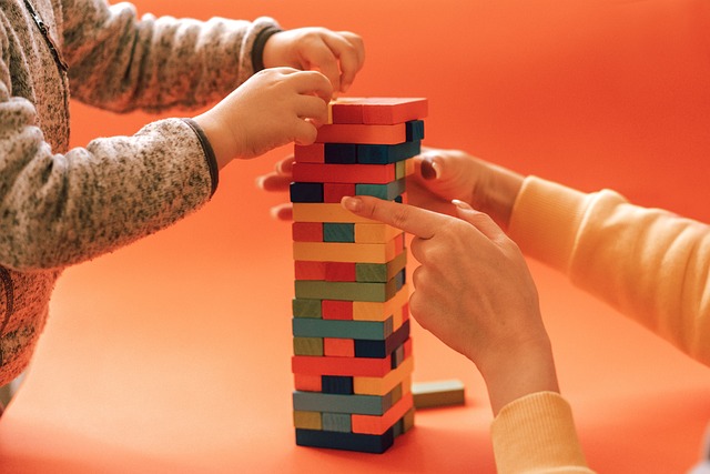 Creative Conversation‌ Starters⁣ for Jenga Blocks: Fueling Discussions ​and Laughter