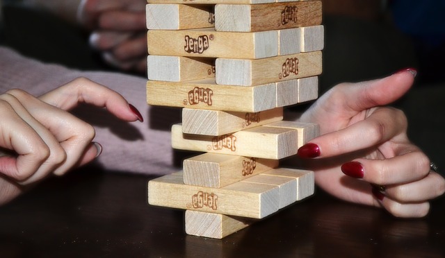 Secret Messages on Jenga Blocks: Surprising your ‌Opponents with Hidden Notes