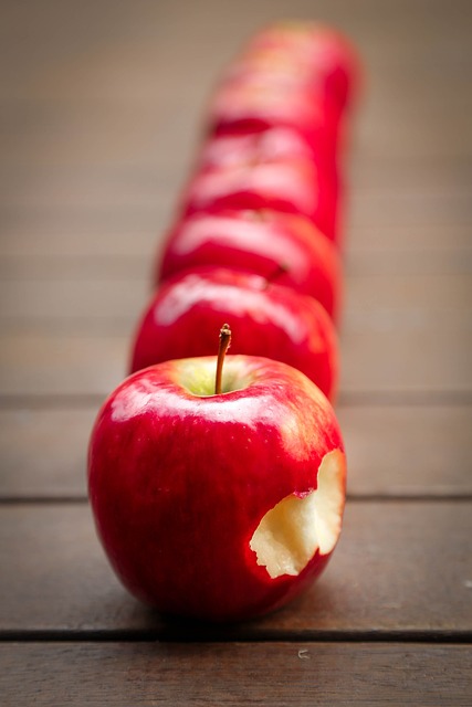 5. Finding ​Symbolism ​in ⁣Apple Harvest: Unveiling Deeper Meanings in⁢ Your Writing