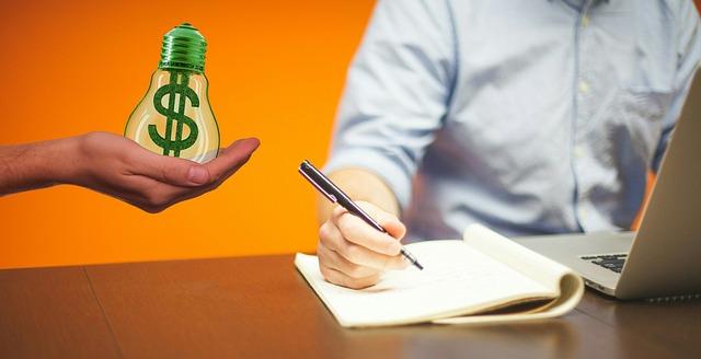 Copywriter for Coaches: Tailored Content Solutions for Your Business