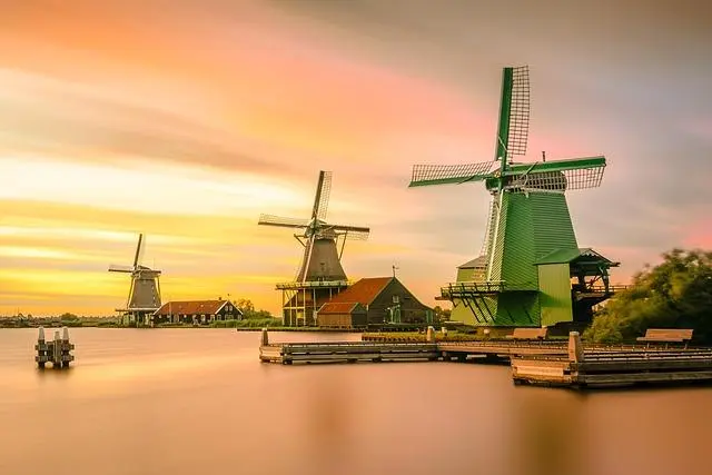 Amsterdam Four Font Canva: A Touch of Dutch Elegance in Your Text 4 Impress Your Audience with Dutch Elegance