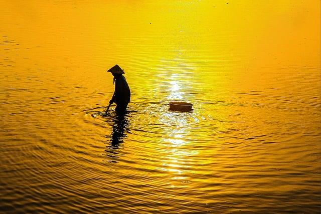 Crafting Attention-Grabbing Headlines